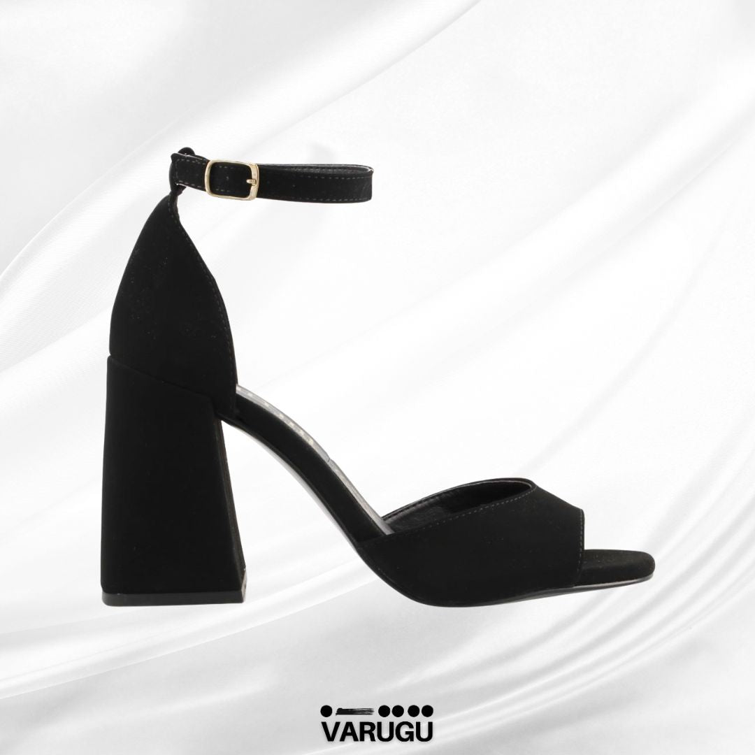 Zapatillas altas negras con pulsera tacón grueso