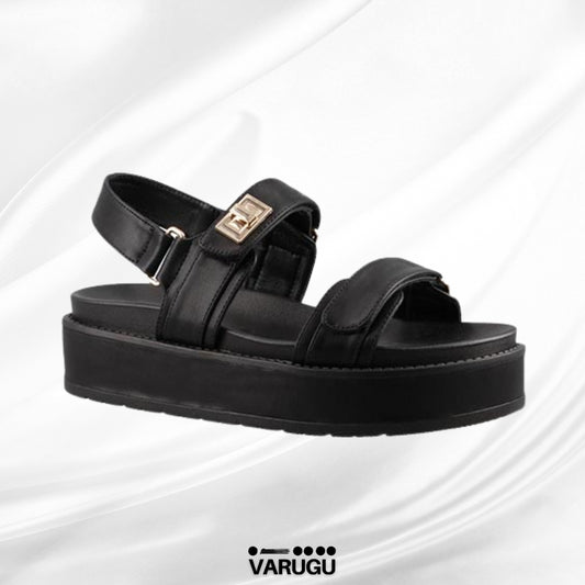 Sandalias color negro con cintas ajustables y plegables