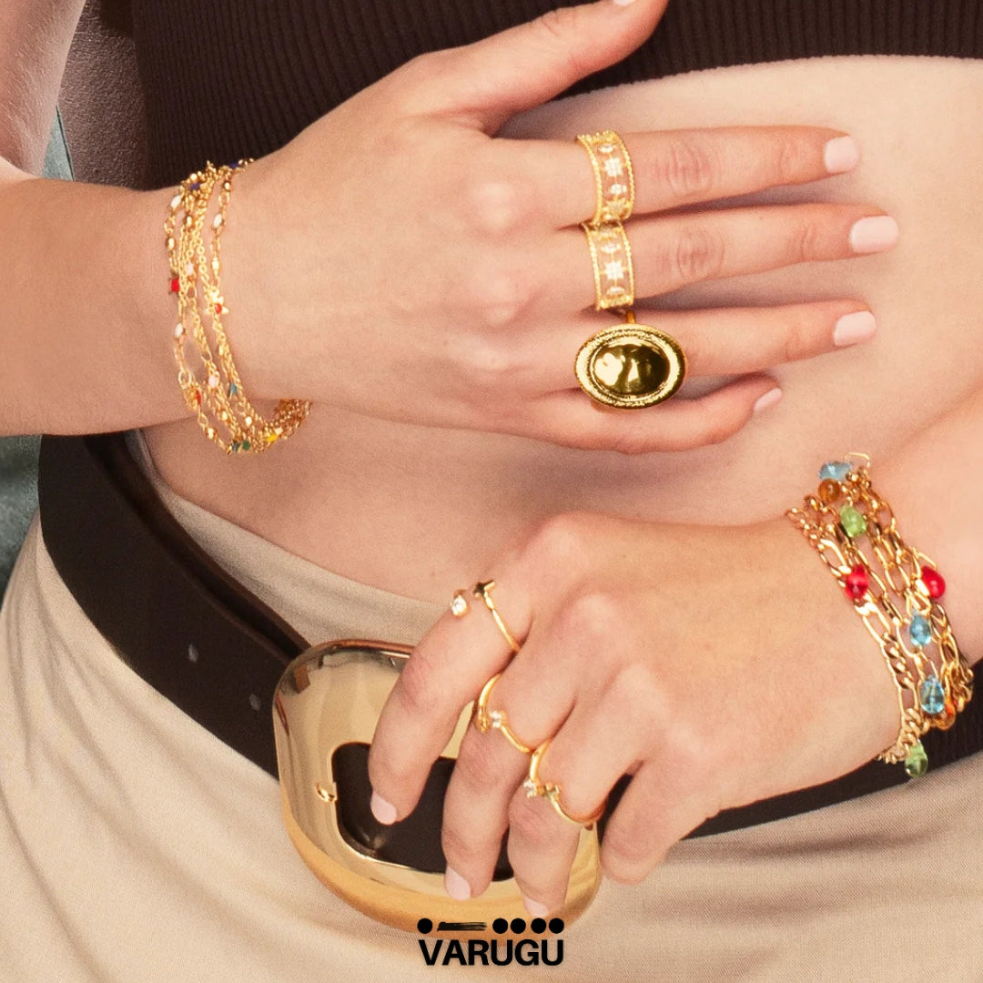 Pulsera con estrellas colores baño de oro