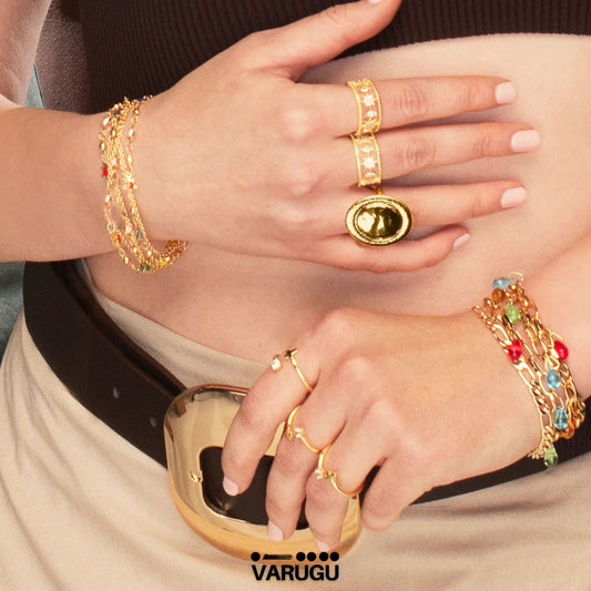 Pulsera con estrellas colores baño de oro