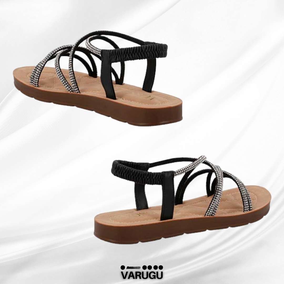 Sandalias bonitas con tiras brillosas color negro