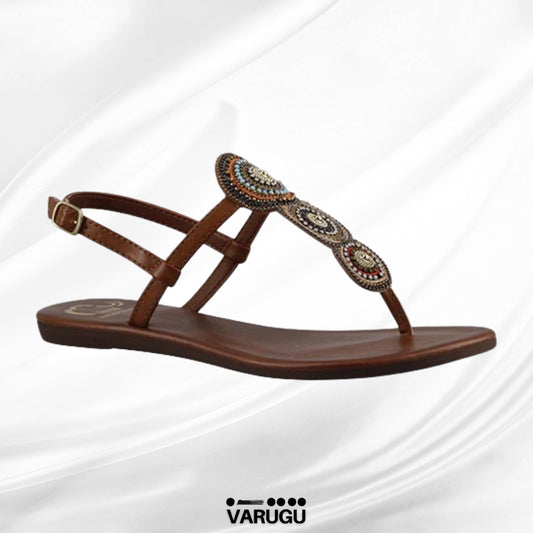 Sandalias ligeras de color adobe con diseño frontal circular