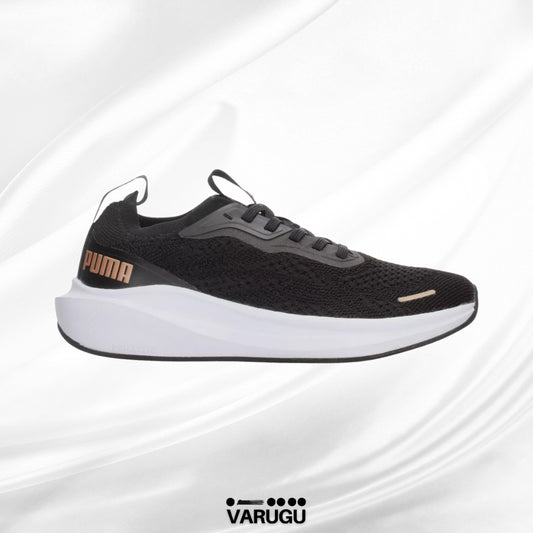 Tenis negros PUMA suela de hule para mujer