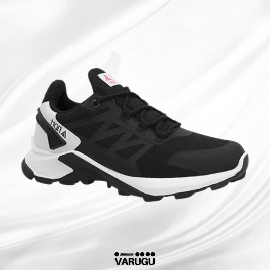 Tenis negros HGN de suela ranurada para mujer