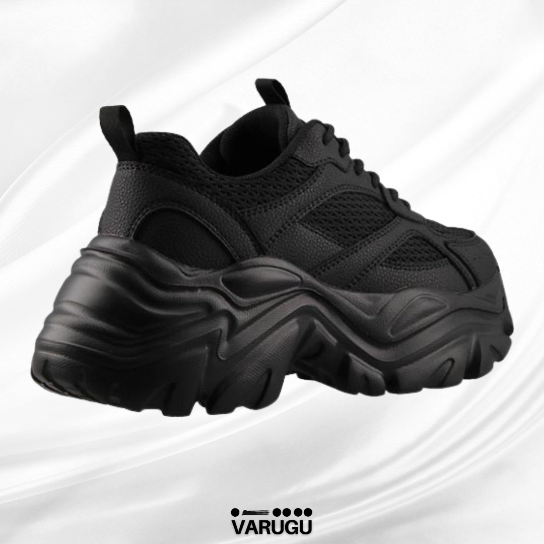 Tenis negros altos de mujer