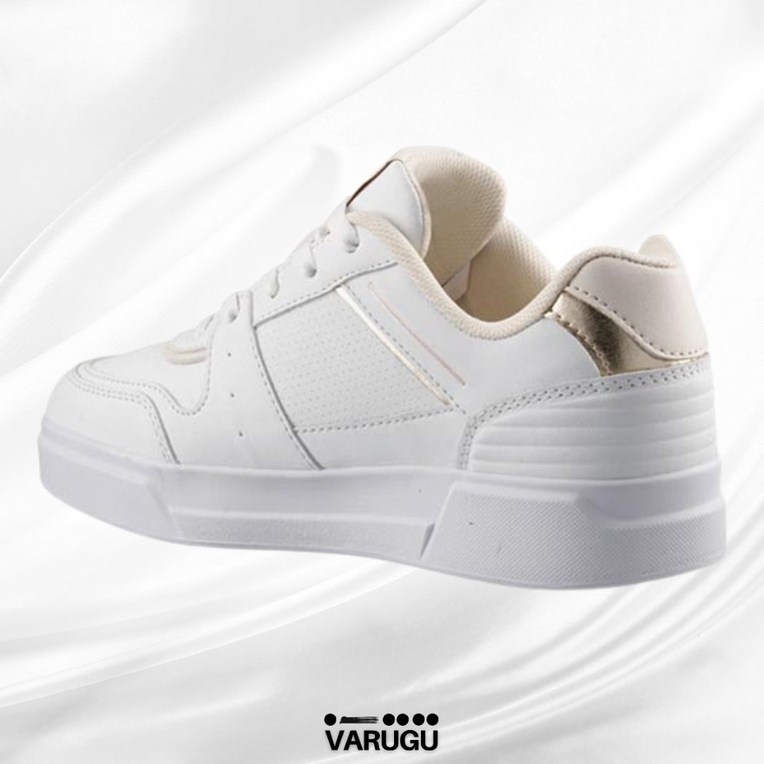 Tenis Polo blancos con detalles dorados mujer