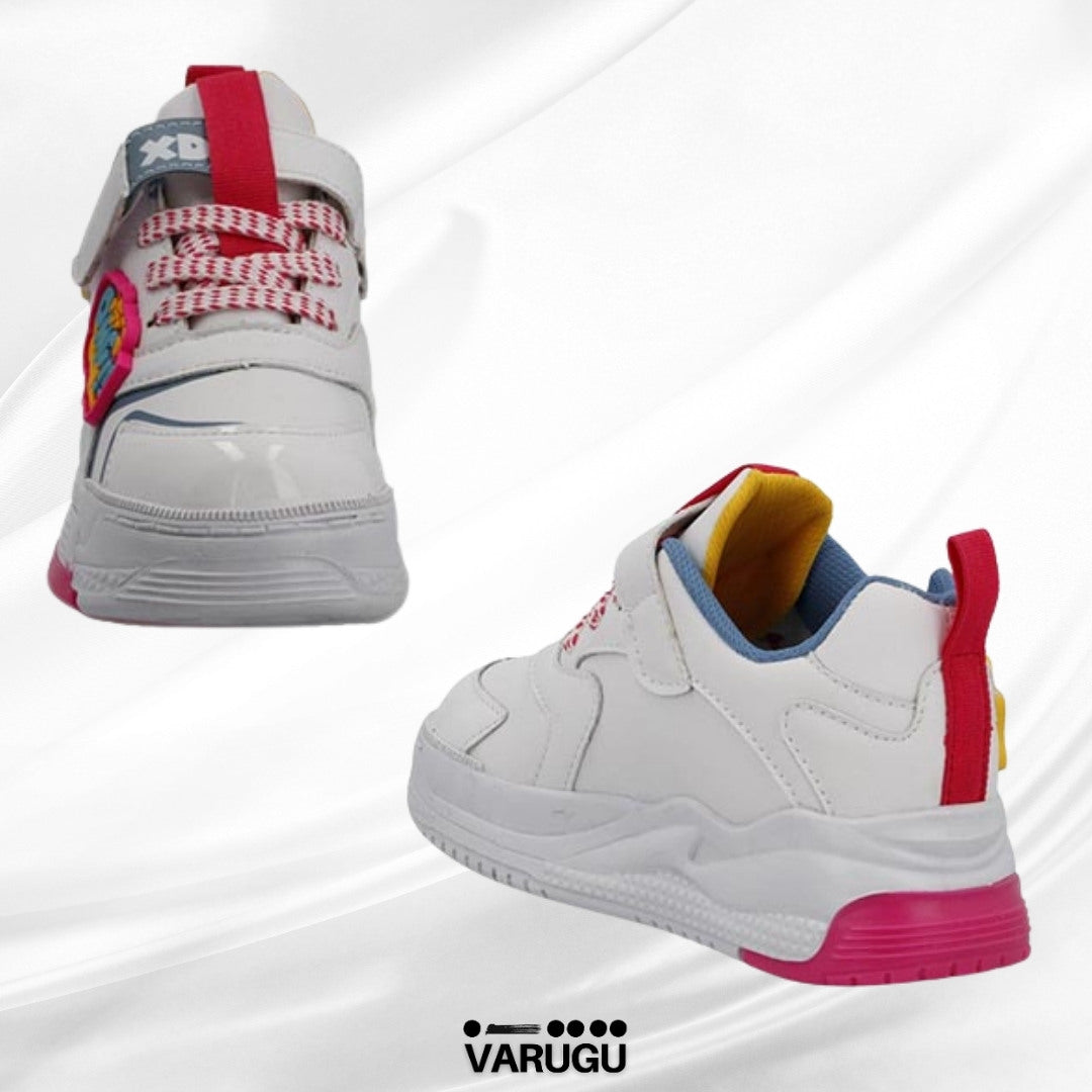 Tenis rosados con blanco a la moda de niña | Talla 15 - 17