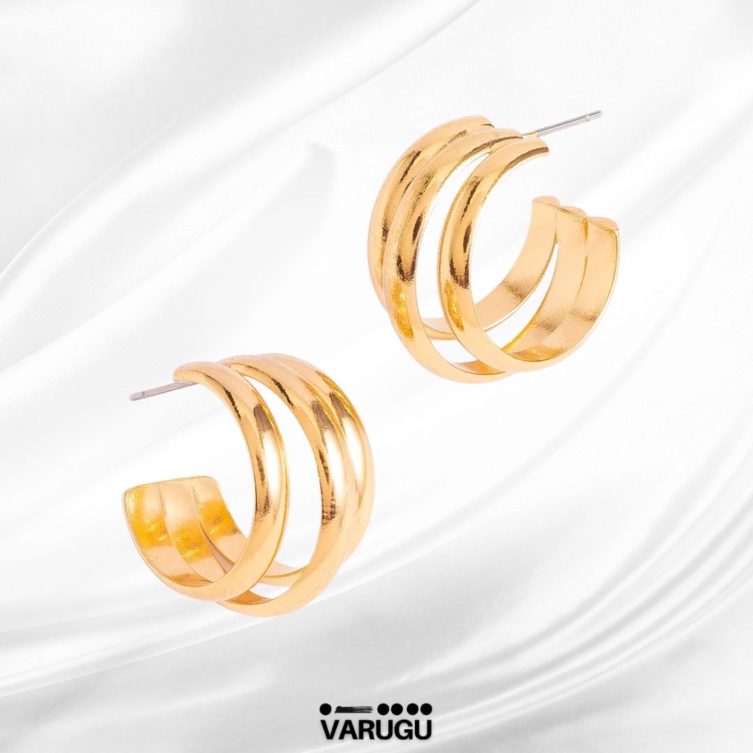 Aretes en baño de oro diseño triple aro moderno