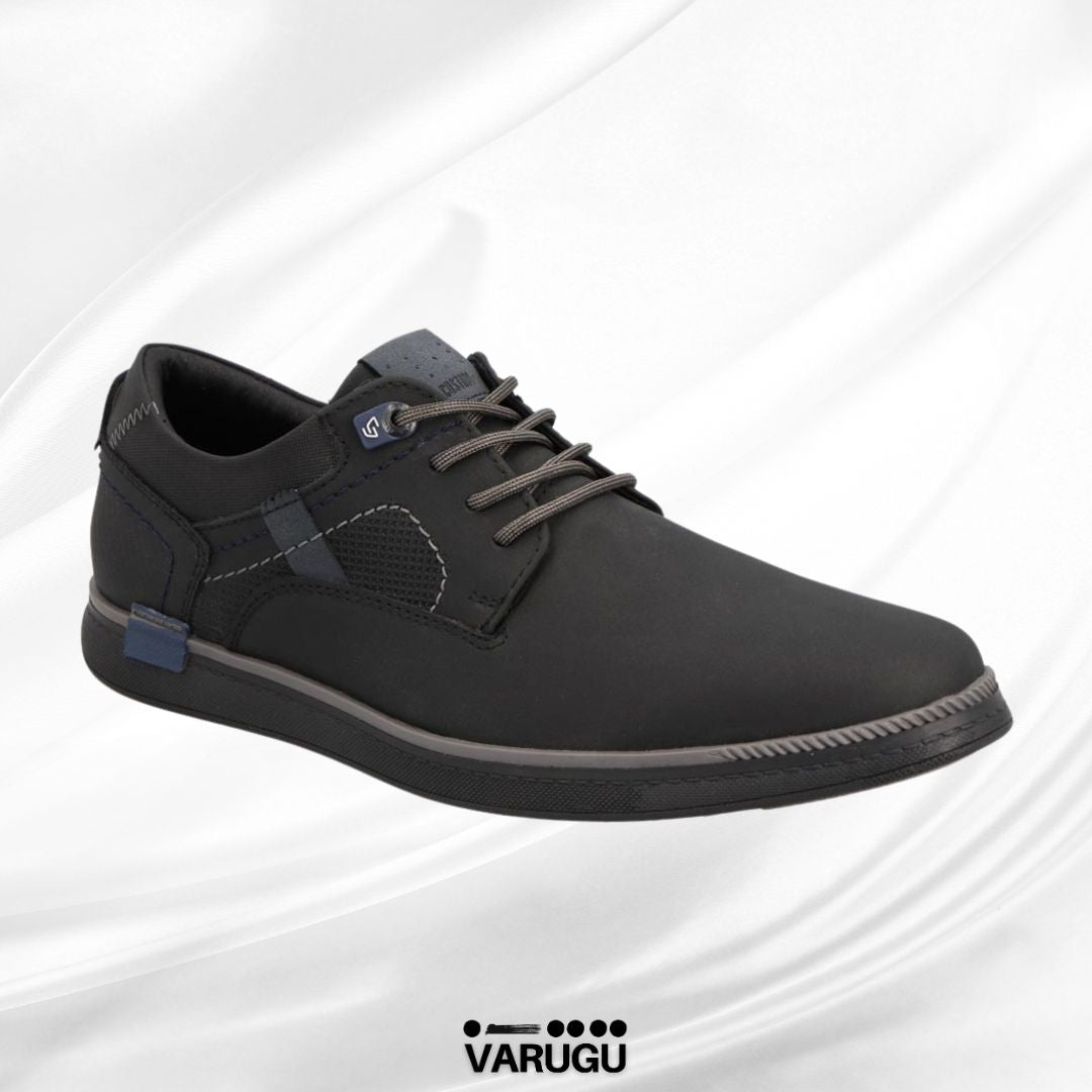 Zapatos negros con suela cómoda y bonita
