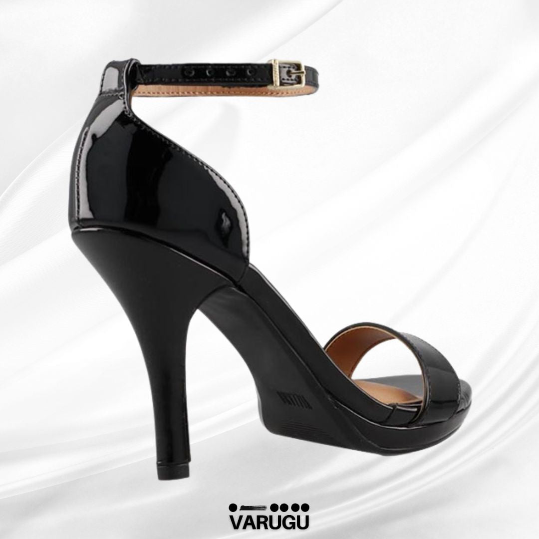 Zapatillas negras con pulsera plantilla acolchonada
