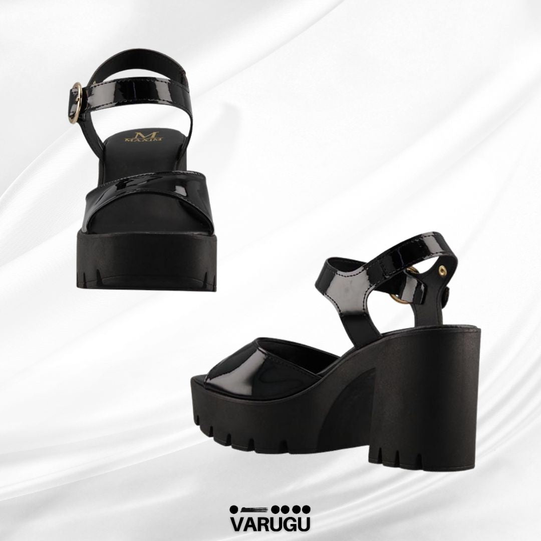 Zapatillas negras tacón grueso
