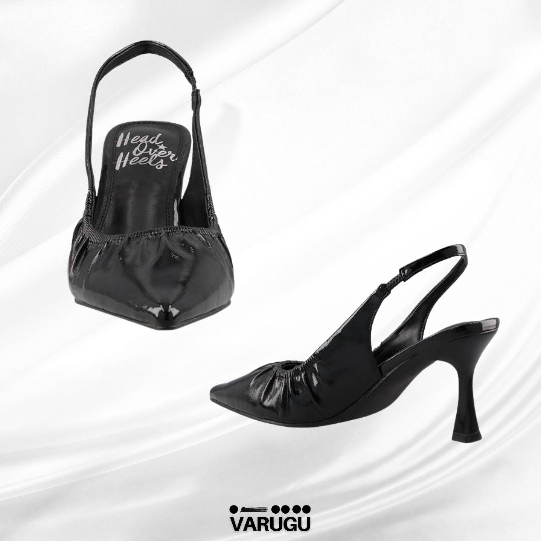 Zapatilla negra con punta elegantes