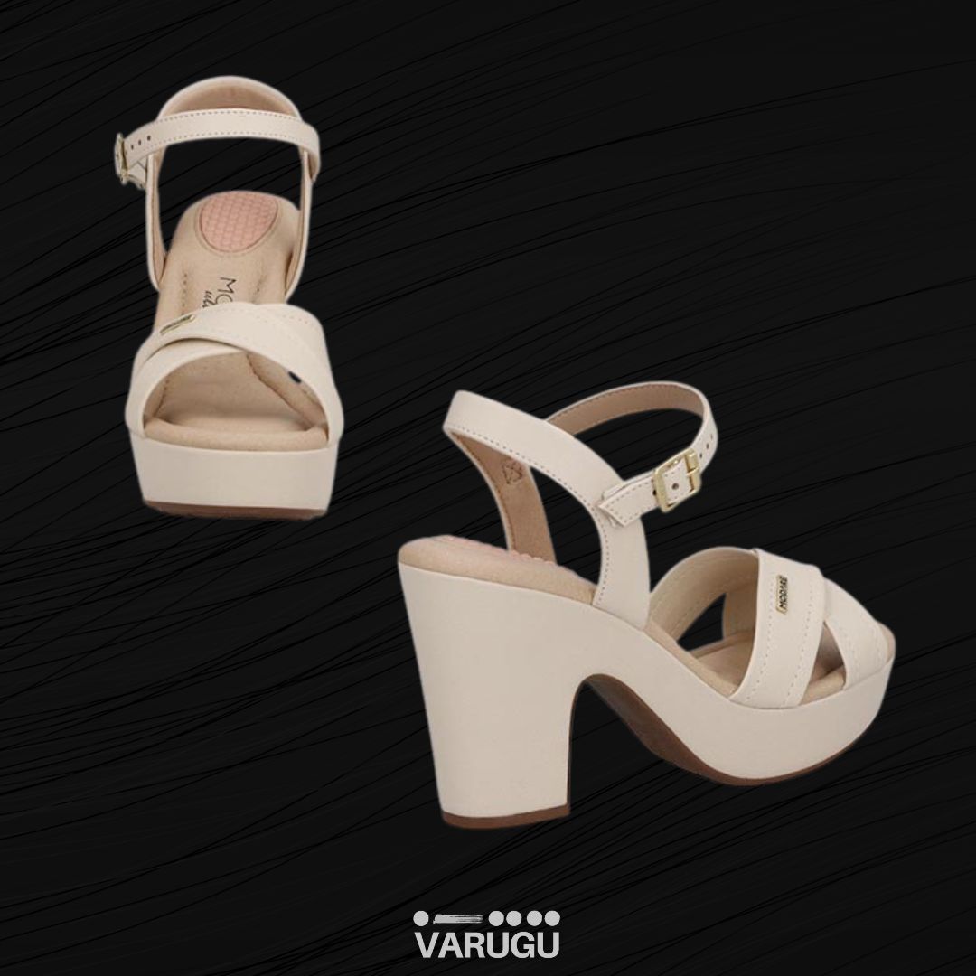 Zapatillas altas color crema, tacón grueso