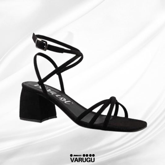 Zapatillas negras tacón grueso para dama