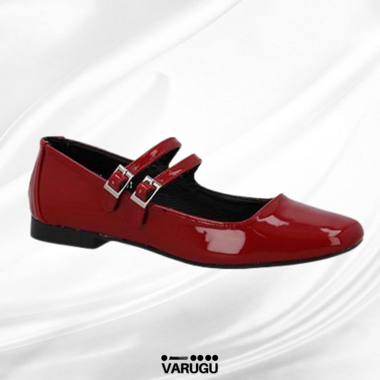 Zapatos rojos de piso estilo charol elegantes